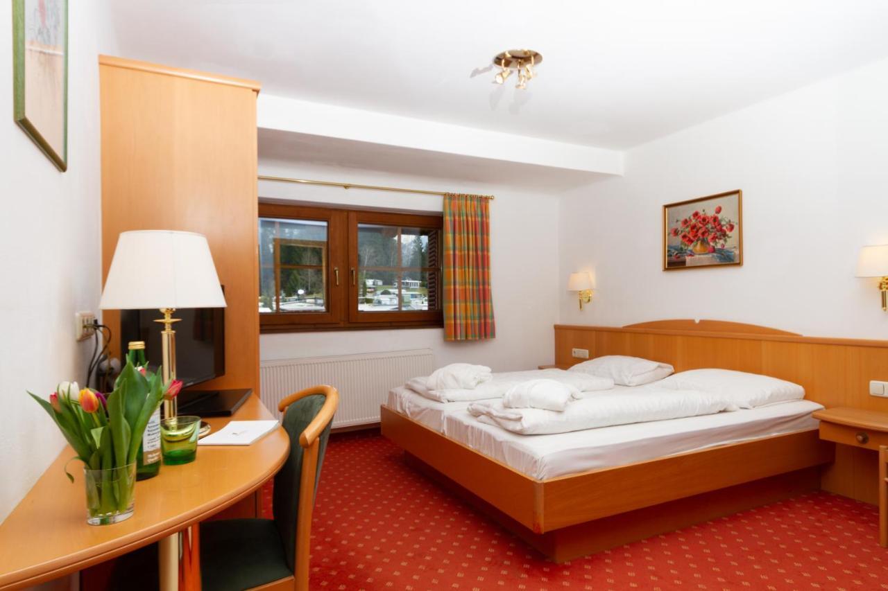 Bruggerhof - Camping, Restaurant, Hotel Кицбюэль Экстерьер фото