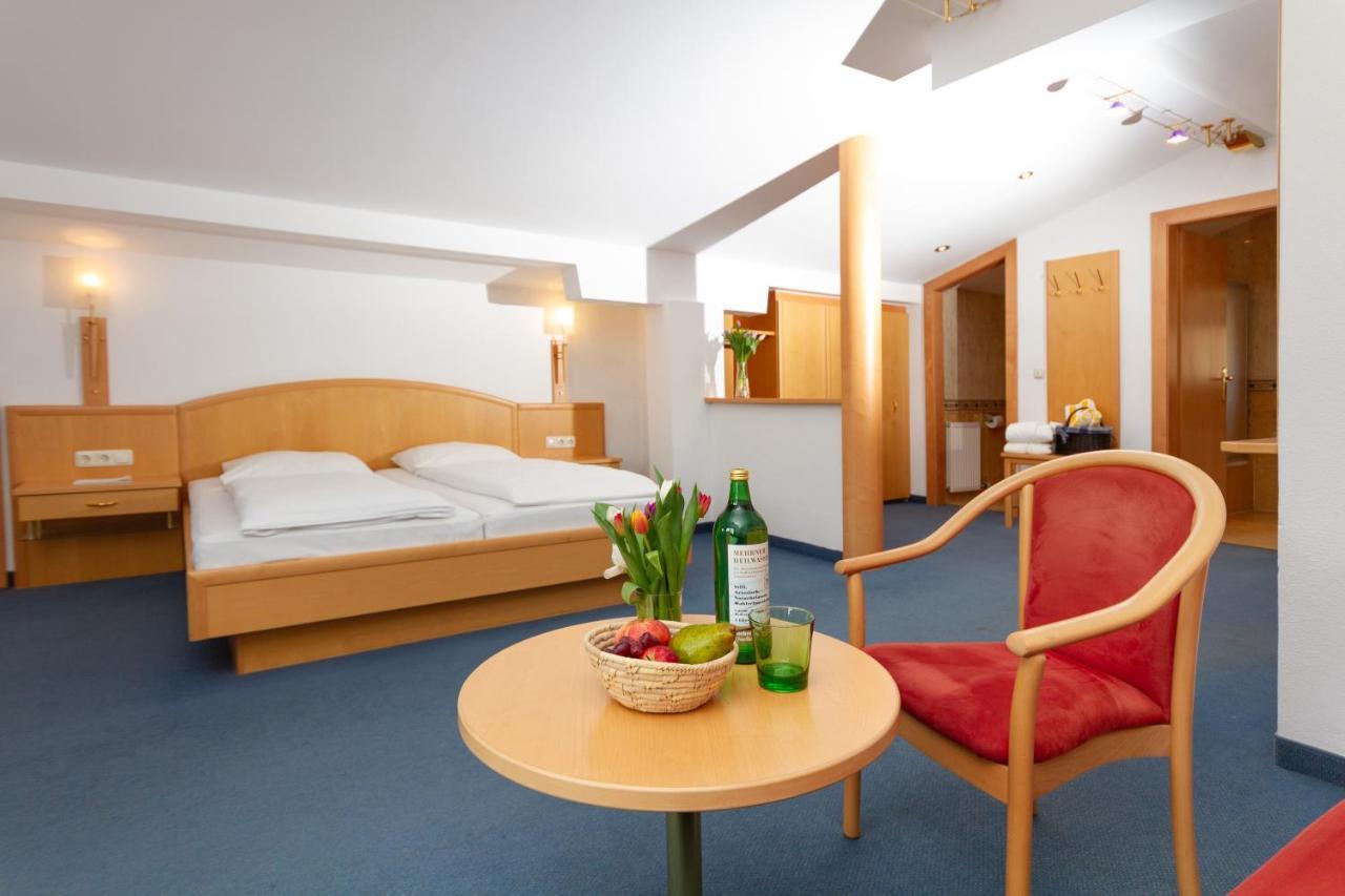 Bruggerhof - Camping, Restaurant, Hotel Кицбюэль Экстерьер фото